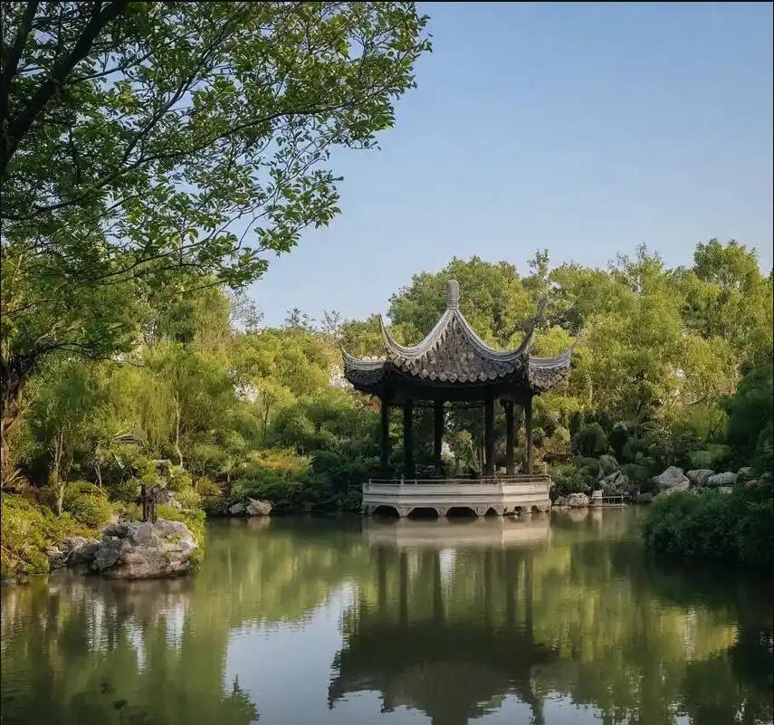 麻城怜菡餐饮有限公司